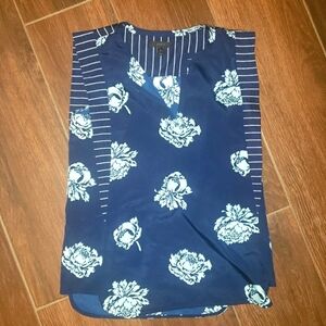 J CREW SZ 0 TOP FLUTTER SLEEVE